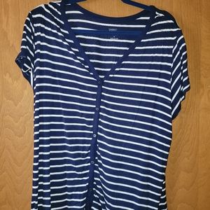 XL blue & white short-sleeve shirt